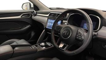 MG MG ZS 72.6kWh Trophy Connect Long Range SUV 5dr Electric Auto (156 ps)