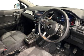 RENAULT CAPTUR 1.6 E-TECH Iconic SUV 5dr Petrol Hybrid Auto Euro 6 (s/s) (145 p