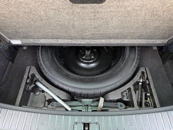 SKODA KODIAQ 1.5 TSI ACT SE Drive SUV 5dr Petrol DSG Euro 6 (s/s) (7 Seat) (1