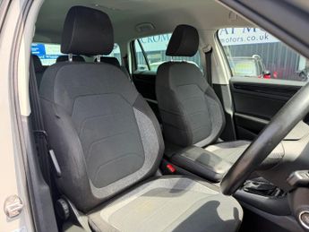SKODA KODIAQ 1.5 TSI ACT SE Drive SUV 5dr Petrol DSG Euro 6 (s/s) (7 Seat) (1