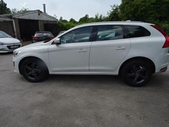 VOLVO XC60 2.4 D4 R-Design SUV 5dr Diesel Geartronic AWD Euro 5 (181 ps)