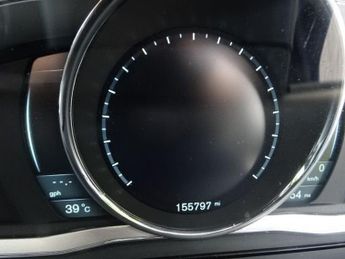 VOLVO XC60 2.4 D4 R-Design SUV 5dr Diesel Geartronic AWD Euro 5 (181 ps)