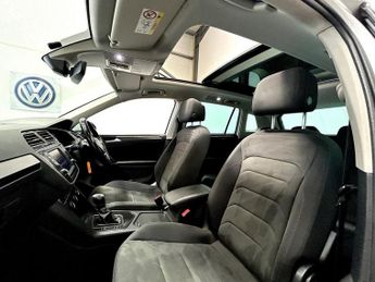 VOLKSWAGEN TIGUAN 2.0 TDI BlueMotion Tech SEL SUV 5dr Diesel DSG Euro 6 (s/s) (150
