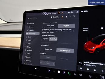 TESLA Model 3 (Dual Motor) Long Range Saloon 4dr Electric Auto 4WDE (346 ps)