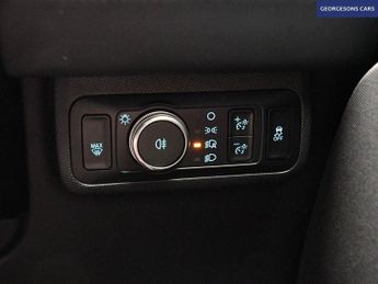 FORD MUSTANG MACH-E Standard Range 70kWh SUV 5dr Electric Automatic (269 ps)