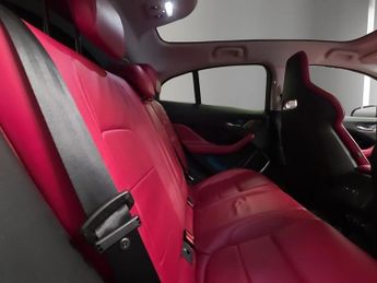 JAGUAR I-PACE 400 90kWh HSE SUV 5dr Electric Auto 4WD (400 ps)