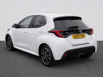TOYOTA YARIS 1.5 VVT-h Design Hatchback 5dr Petrol Hybrid E-CVT Euro 6 (s/s) 