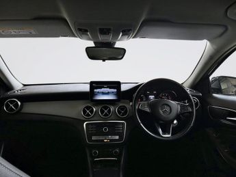 MERCEDES-BENZ GLA 1.6 GLA180 GPF Urban Edition SUV 5dr Petrol 7G-DCT Euro 6 (s/s) 
