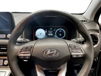 HYUNDAI KONA 64kWh Premium SUV 5dr Electric Auto (10.5kW Charger) (204 ps)