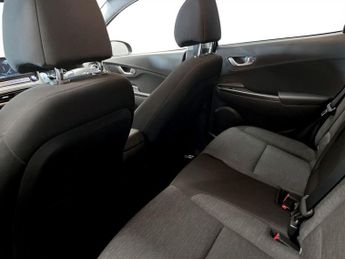 HYUNDAI KONA 64kWh Premium SUV 5dr Electric Auto (10.5kW Charger) (204 ps)