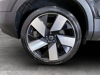 VOLVO C40 Recharge 69kWh Ultimate SUV 5dr Electric Auto (231 ps)