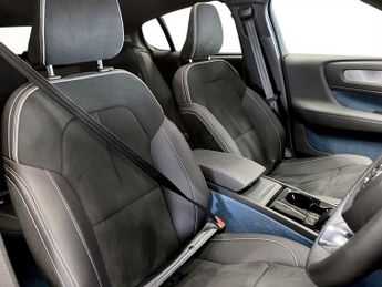 VOLVO C40 Recharge 69kWh Ultimate SUV 5dr Electric Auto (231 ps)