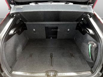 VOLVO C40 Recharge 69kWh Ultimate SUV 5dr Electric Auto (231 ps)