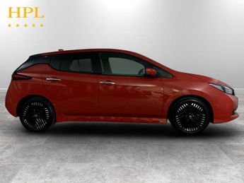 NISSAN LEAF 39kWh N-Connecta Hatchback 5dr Electric Auto (150 ps)