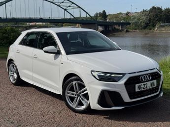 AUDI A1 1.0 TFSI 30 S line Sportback 5dr Petrol S Tronic Euro 6 (s/s) (1