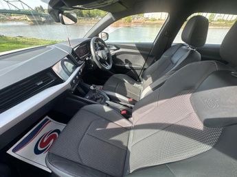 AUDI A1 1.0 TFSI 30 S line Sportback 5dr Petrol S Tronic Euro 6 (s/s) (1