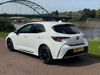 TOYOTA COROLLA 1.8 VVT-h GR SPORT Hatchback 5dr Petrol Hybrid CVT Euro 6 (s/s) 