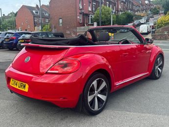 VOLKSWAGEN BEETLE 1.6 TDI BlueMotion Tech Design Cabriolet 2dr Diesel DSG Euro 5 (