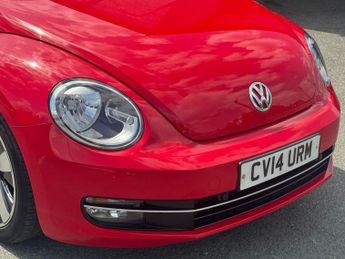 VOLKSWAGEN BEETLE 1.6 TDI BlueMotion Tech Design Cabriolet 2dr Diesel DSG Euro 5 (