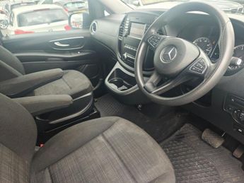 MERCEDES-BENZ VITO 2.1 119 CDI BlueTEC SELECT Tourer Double Cab 5dr Diesel G-Tronic