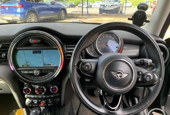 MINI HATCH 1.5 Cooper Hatchback 5dr Petrol Auto Euro 6 (s/s) (136 ps)