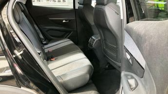 PEUGEOT 3008 1.2 PureTech GPF Allure SUV 5dr Petrol EAT Euro 6 (s/s) (130 ps)