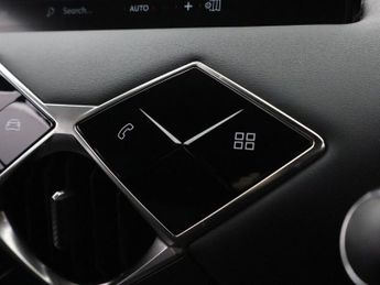 DS AUTOMOBILES DS 3 E-TENSE 50kWh Bastille Crossback 5dr Electric Auto (136 ps)
