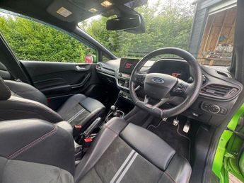HYUNDAI KONA 1.6 h-GDi SE Connect SUV 5dr Petrol Hybrid DCT Euro 6 (s/s) (141