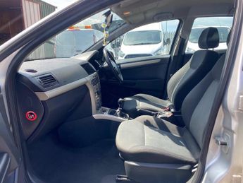 VAUXHALL ASTRA 1.4i 16v Energy 5dr