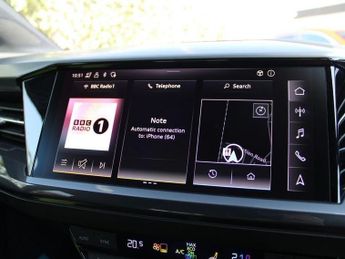 AUDI Q4 E-TRON 40 S line SUV 5dr Electric Auto 82kWh (204 ps)