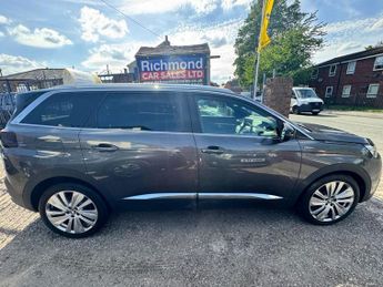PEUGEOT 5008 1.2 PureTech GT Line Premium SUV 5dr Petrol EAT Euro 6 (s/s) (13