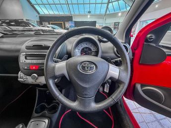 TOYOTA AYGO 1.0 VVT-i Move Hatchback 5dr Petrol MultiMode Euro 5 (68 ps)