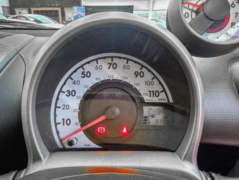 TOYOTA AYGO 1.0 VVT-i Move Hatchback 5dr Petrol MultiMode Euro 5 (68 ps)