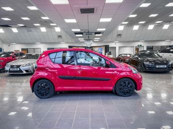 TOYOTA AYGO 1.0 VVT-i Move Hatchback 5dr Petrol MultiMode Euro 5 (68 ps)