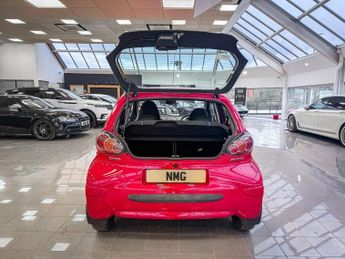 TOYOTA AYGO 1.0 VVT-i Move Hatchback 5dr Petrol MultiMode Euro 5 (68 ps)