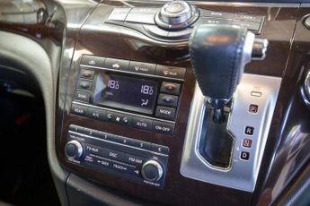 NISSAN ELGRAND 3490cc Petrol Auto