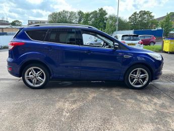 FORD KUGA 2.0 TDCi Titanium X SUV 5 door Diesel Powershift AWD in Blue