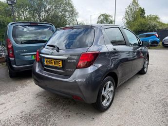 TOYOTA YARIS 1.5 VVT-h Icon Hatchback 5dr Petrol Hybrid E-CVT Euro 6 (101 ps)