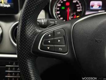 MERCEDES-BENZ GLA 1.6 GLA180 Urban Edition SUV 5dr Petrol 7G-DCT Euro 6 (s/s) (122