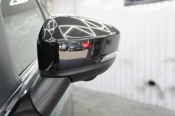 MITSUBISHI ECLIPSE CROSS 1.5T 4 SUV 5dr Petrol CVT 4WD Euro 6 (s/s) (163 ps)