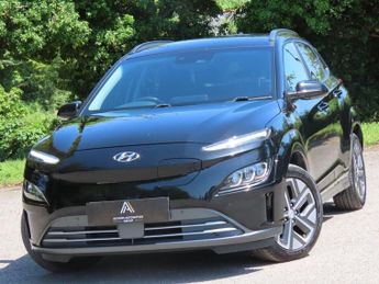 Hyundai KONA 64kWh Premium SUV 5dr Electric Auto (10.5kW Charger) (204 ps)