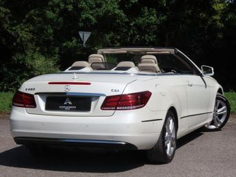 MERCEDES-BENZ E-CLASS 2.1 E220 CDI SE Cabriolet 2dr Diesel G-Tronic+ Euro 5 (s/s) (170