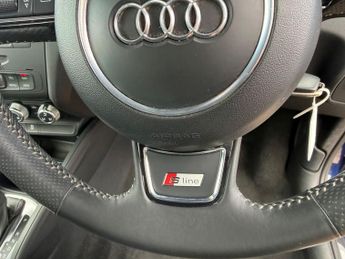 AUDI A1 1.4 TFSI S line Sportback 5dr Petrol S Tronic Euro 5 (s/s) (122 