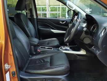 NISSAN NAVARA 2.3 dCi Tekna Pickup Double Cab 4dr Diesel Auto 4WD Euro 6 (190 