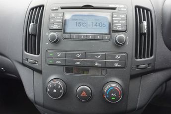 HYUNDAI I30 1.6 CRDi Comfort Hatchback 5dr Diesel Auto Euro 4 (115 ps)