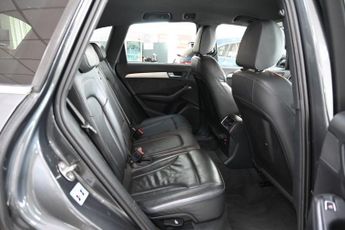 AUDI Q5 3.0 TDI V6 S line Plus SUV 5dr Diesel S Tronic quattro Euro 6 (s