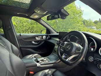 MERCEDES-BENZ GLC 2.1 GLC250d AMG Line (Premium Plus) SUV 5dr Diesel G-Tronic 4MAT