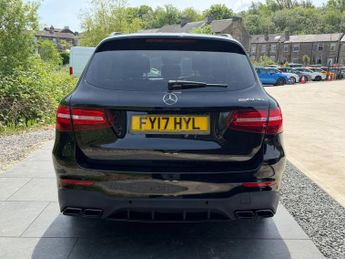 MERCEDES-BENZ GLC 2.1 GLC250d AMG Line (Premium Plus) SUV 5dr Diesel G-Tronic 4MAT