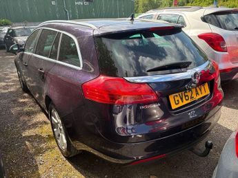 VAUXHALL INSIGNIA 2.0 CDTi SRi Nav Sports Tourer 5dr Diesel Auto Euro 5 (160 ps)