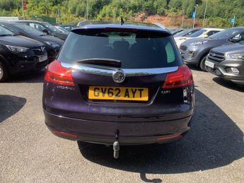 VAUXHALL INSIGNIA 2.0 CDTi SRi Nav Sports Tourer 5dr Diesel Auto Euro 5 (160 ps)